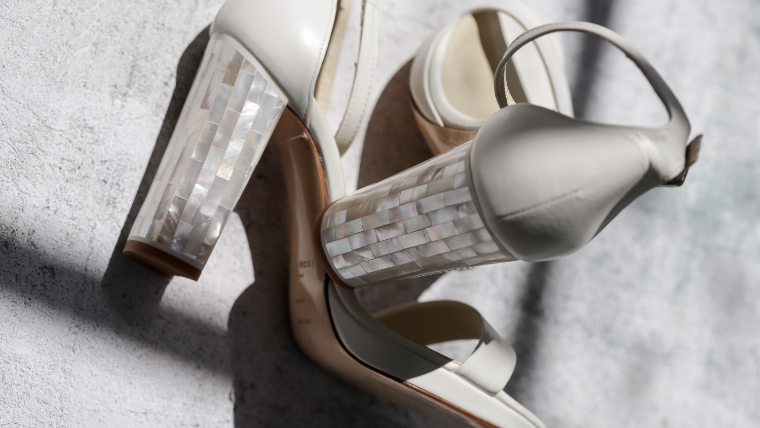 DOVE BLOCK HEELS FLAT LAY