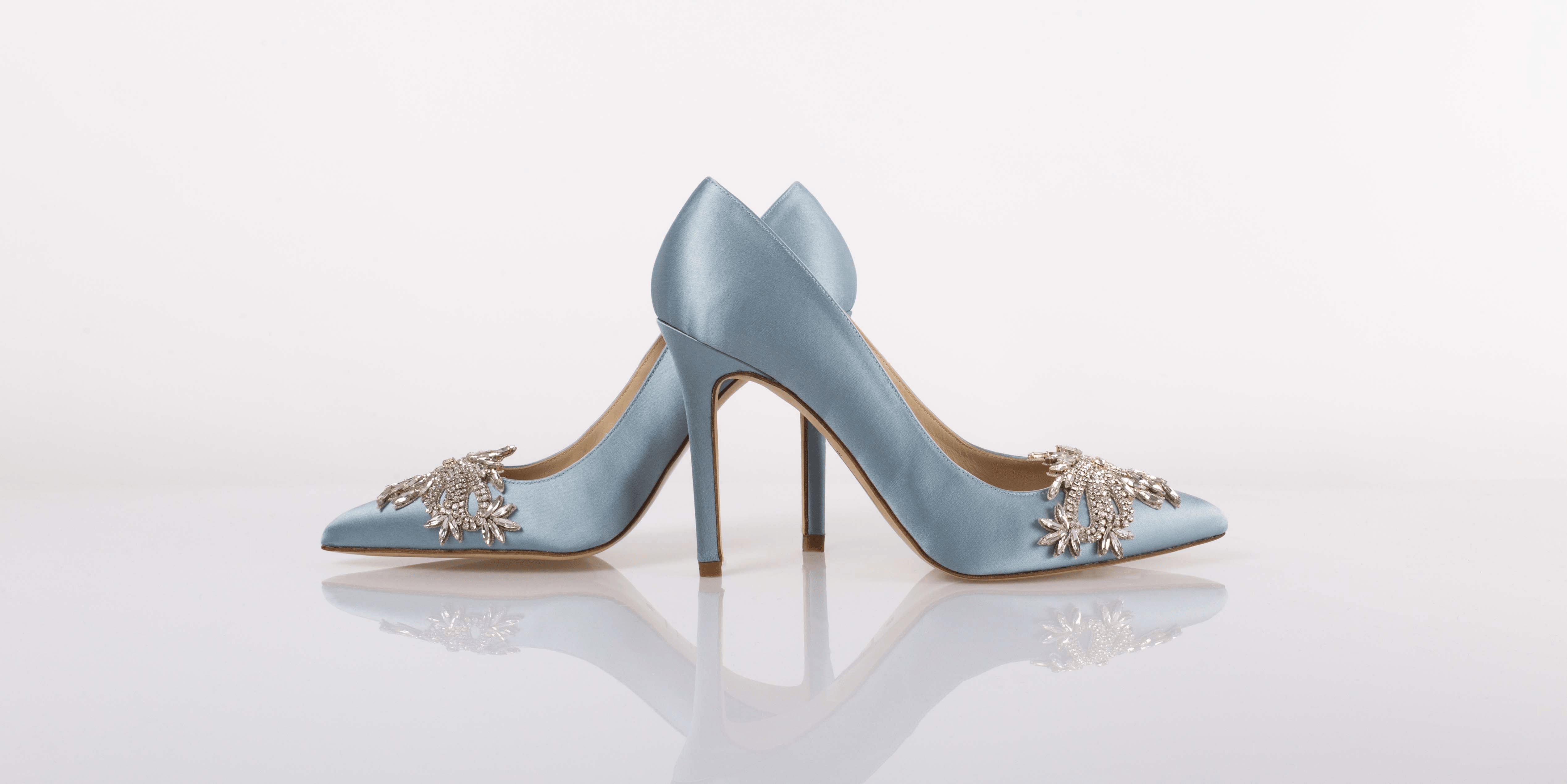Embellished top wedding shoes