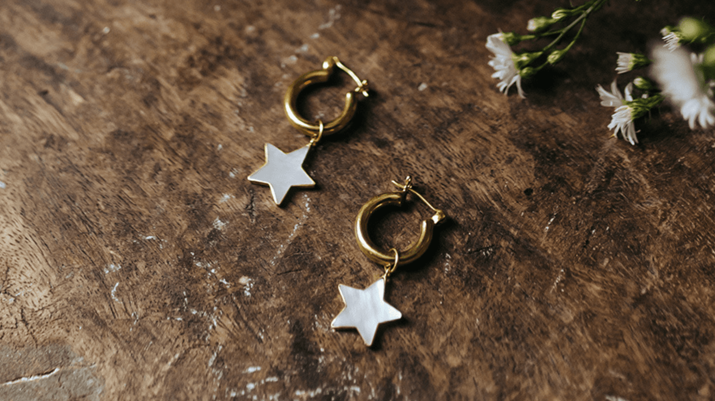 Holiday Season Gifts for Under £100: Luxurious Jewellery Stocking Fillers from Freya Rose - Freya Rose Pearl Shoes and Jewellery