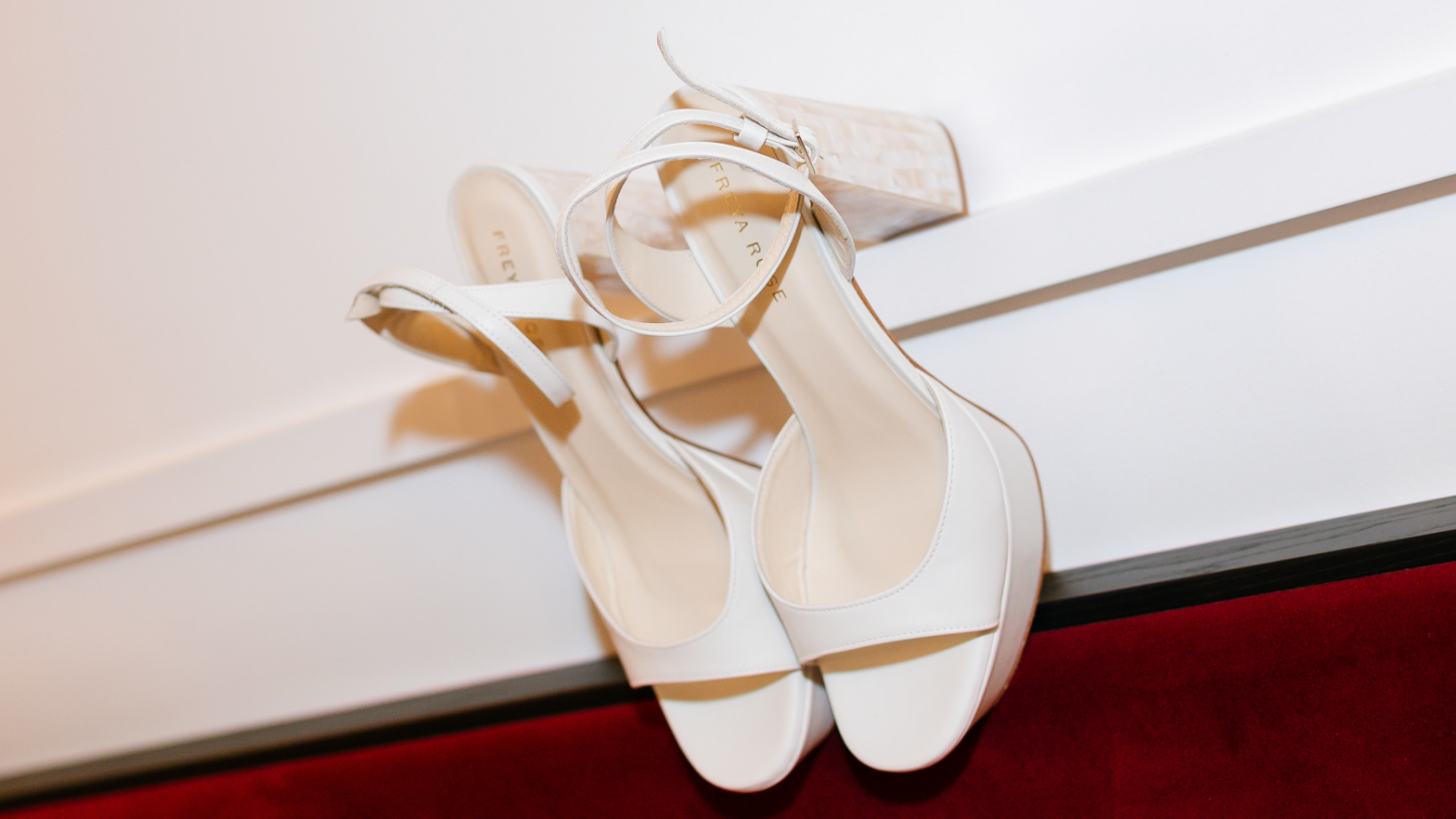 Choosing the best wedding shoes 