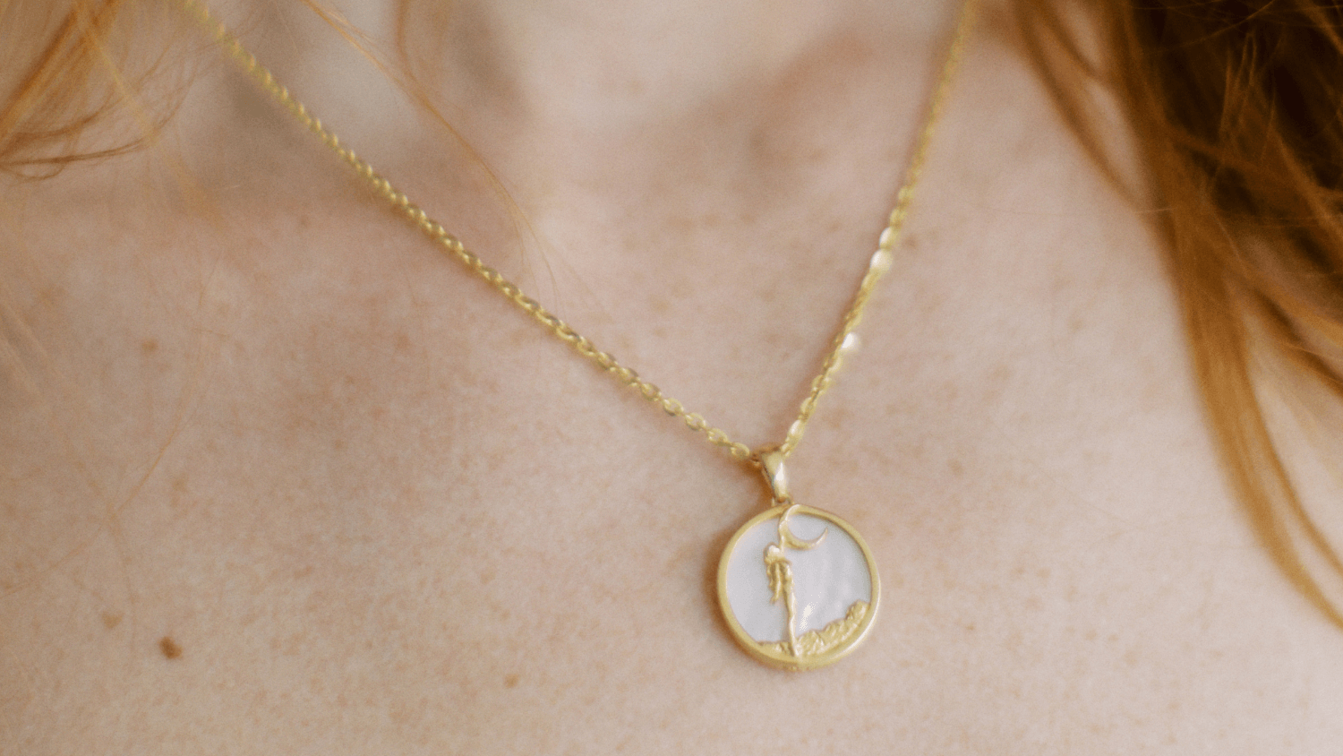 Why Zodiac Pendants Make for the Perfect Gift