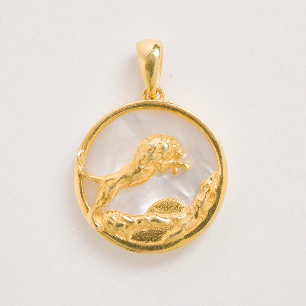 Leo Gold Zodiac Pendant Tonal