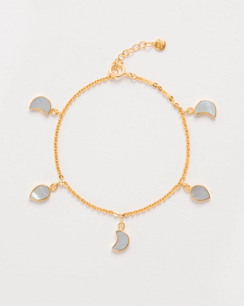 Petite Moon Bracelet, Gold